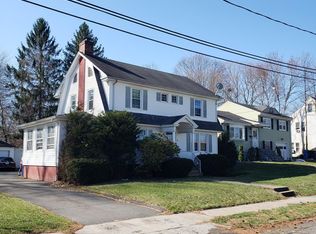 18 Hampton St, New Britain, CT 06053