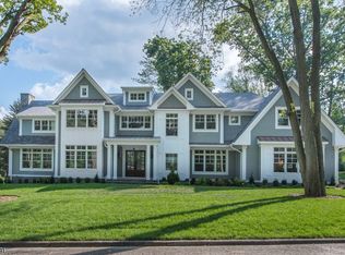 504 Covington Pl, Wyckoff, NJ 07481