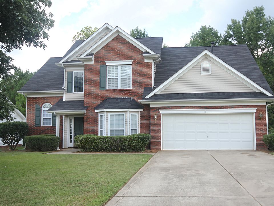 1st image of 3411 Fairfax Woods Dr