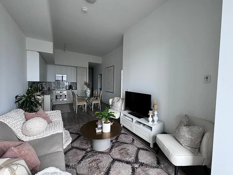 2481 Taunton Rd #308 — Photo 8