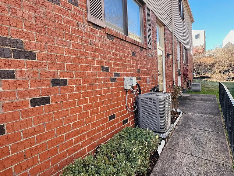 9270 Jamison Ave #A — Photo 2
