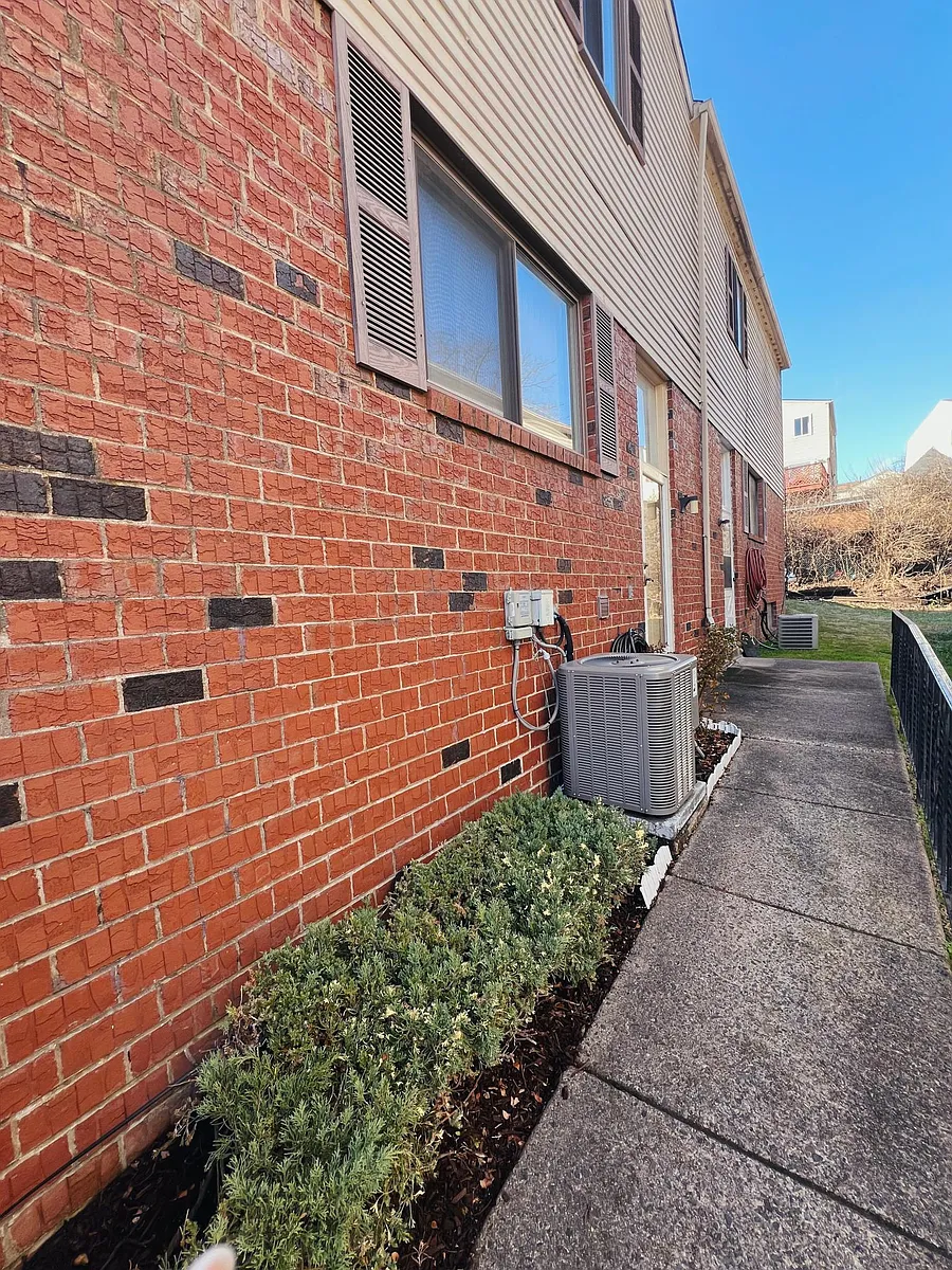 Building Photo - 9270 Jamison Ave #A