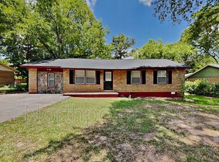 625 Roxbury Dr, Riverdale, GA 30274