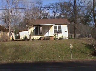 881 E 4th St, Rusk, TX 75785