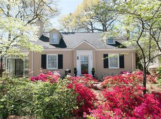 2227 W Friendly Ave, Greensboro, NC 27403