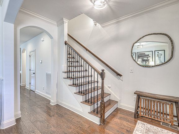 5th image of 3779 Wareham Dr