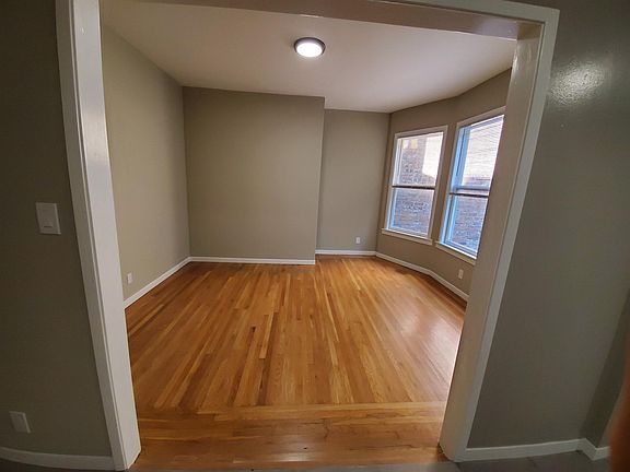 5th image of 2214 Polk St