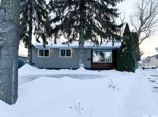 46 Phillips CRESCENT, Saskatoon, SK S7H 3N1