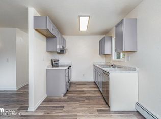1301 W 40th Ave #3, Anchorage, AK 99503