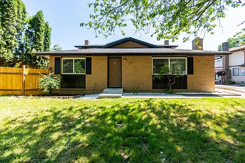 218 Ellingson Dr Photo 1