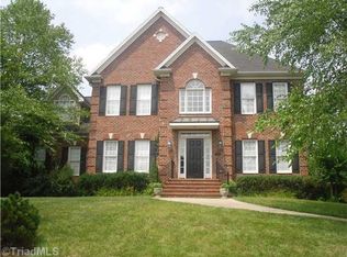 3900 Rosebriar Ln, Winston Salem, NC 27106