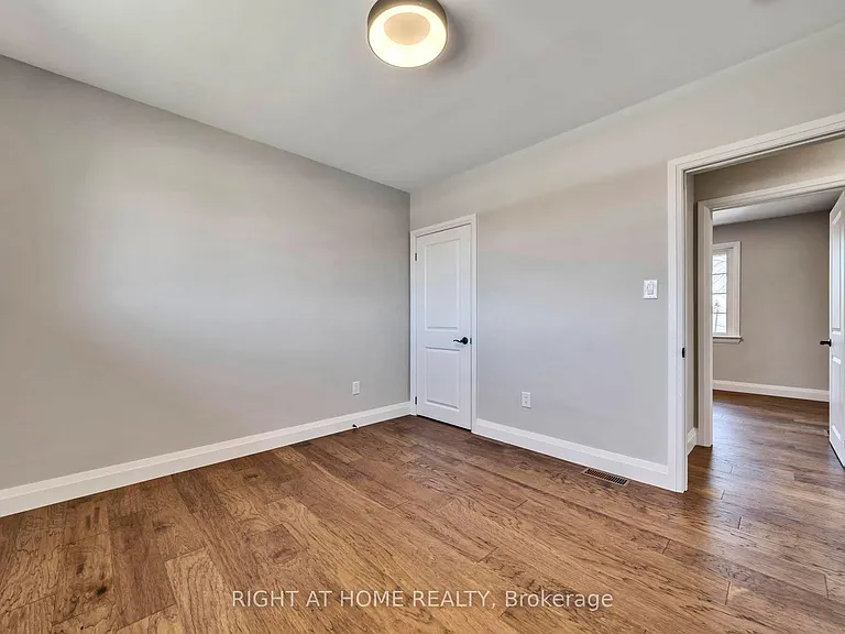 43 White St #MAIN — Photo 25