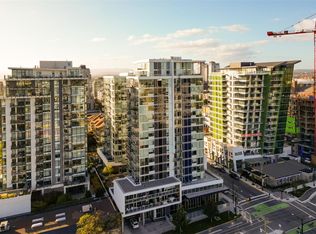 989 Johnson St #1513, Victoria, BC V8V0E3