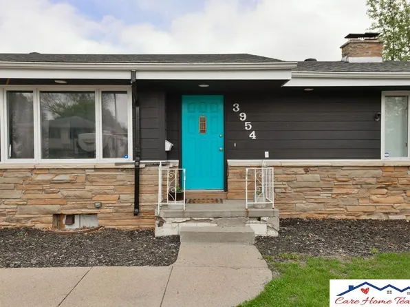 3954 McMahon Ave, Omaha, NE 68147