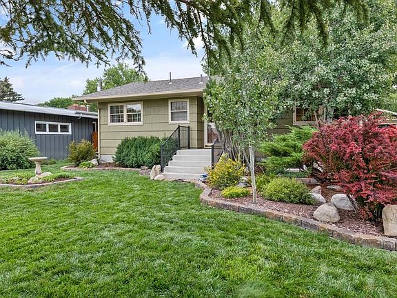 3rd image of 1337 Colton Blvd