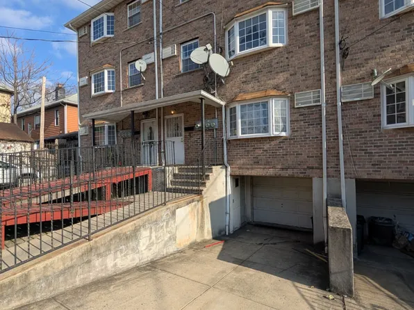 93 East 57th Street image 5 of 13