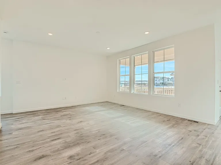 628 Acorn Pl — Photo 11