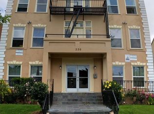 220 S Catalina St APT 32, Los Angeles, CA 90004