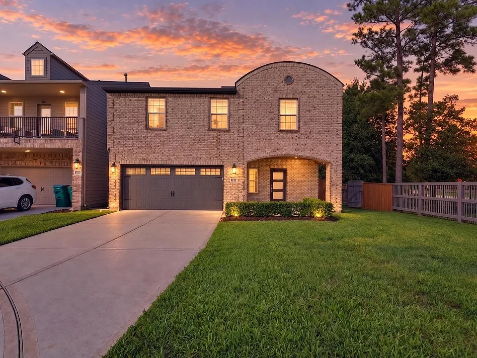 2129 Solstice Blvd