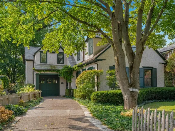 514 Oak St, Winnetka, IL 60093