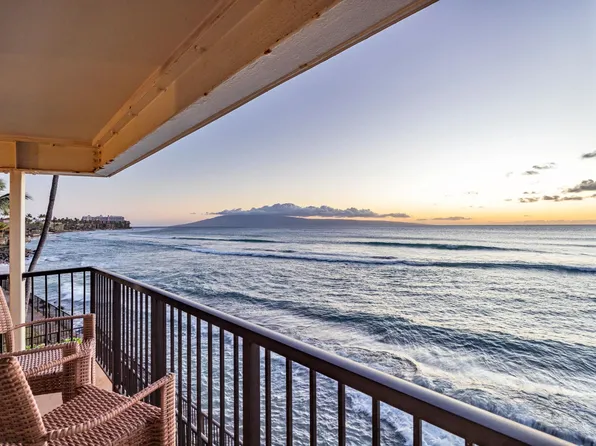 3823 Lower Honoapiilani Rd APT 209, Lahaina, HI 96761