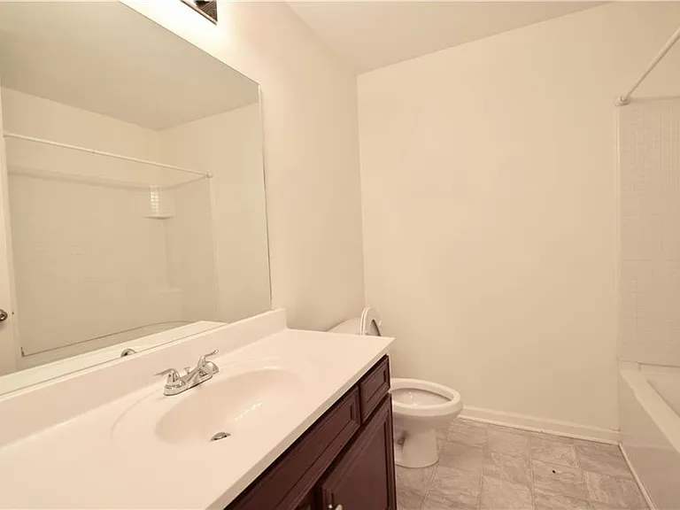 2150 Waterford Park Dr — Photo 25