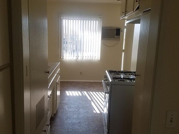 4th image of 5920 Golden West Ave APT 4