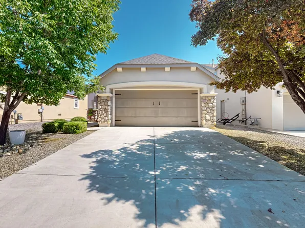 1041 Spring Valley Rd NE, Rio Rancho, NM 87144