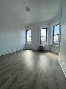 879 Knickerbocker Ave #8, Brooklyn, NY, 11207