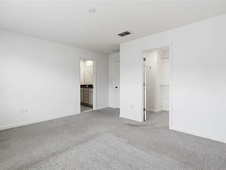 1124 Lakeshore Breeze Pl — Photo 13