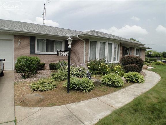 4th image of 1582 Wagon Wheel Ln