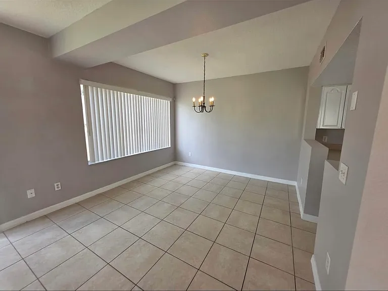 406 Washington Palm Loop #1 — Photo 10