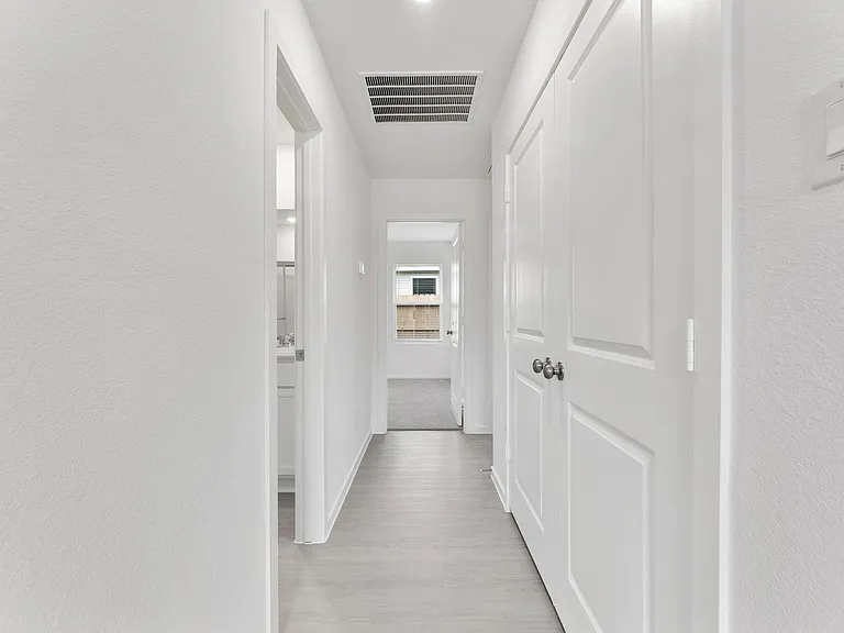 706 Umbrella Tree Dr — Photo 5