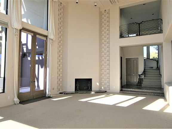 4th image of 6601 E San Miguel Ave