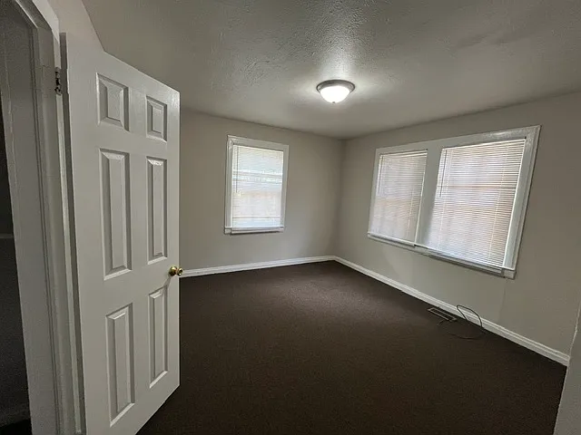758 Center St — Photo 11