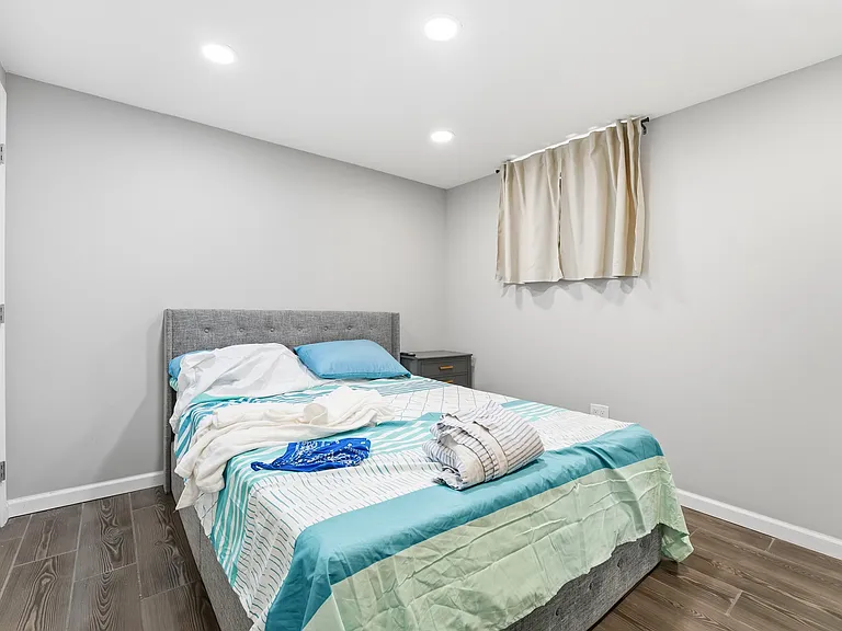 279 Ridgewood Ave #G — Photo 4