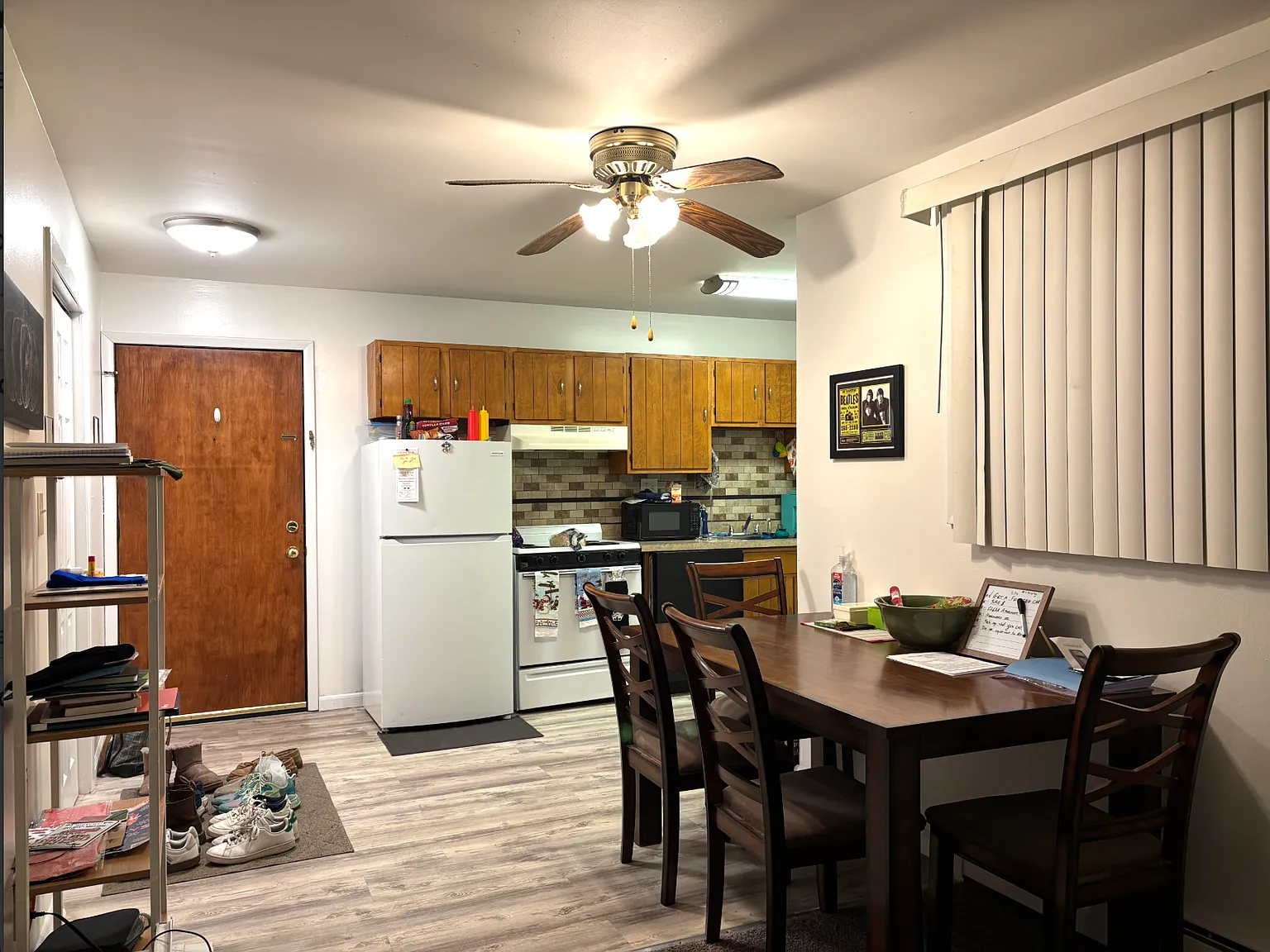 2 bed, 700 sqft, $1,150 — Photo 4