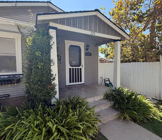 325 N Harwood St #COPY — Photo 1