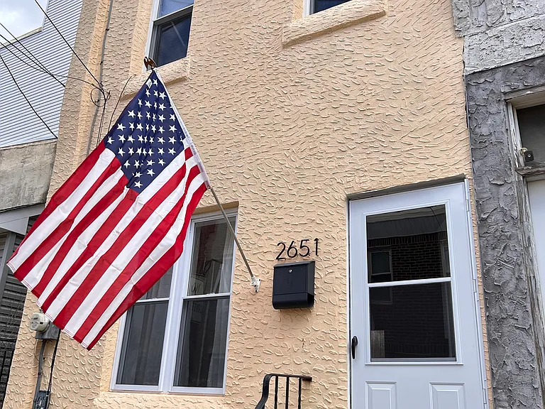 Agate St — Photo 3