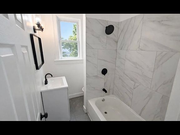 2nd image of 878 S 19th St #1L