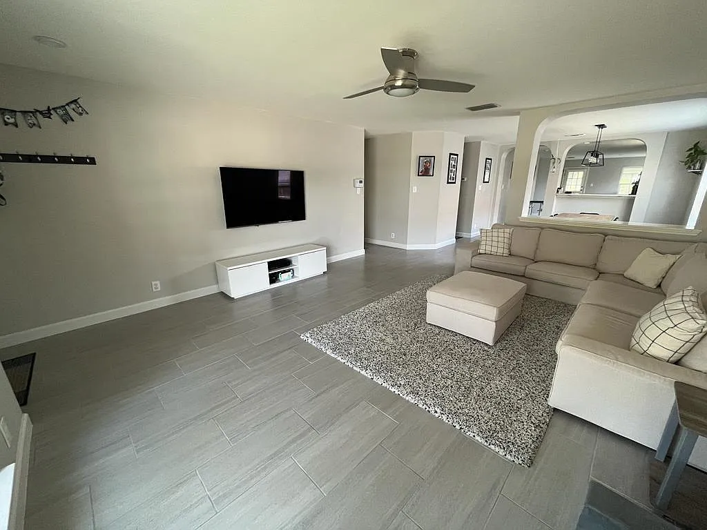 3 bed, 1668 sqft, $2,050 — Photo 4