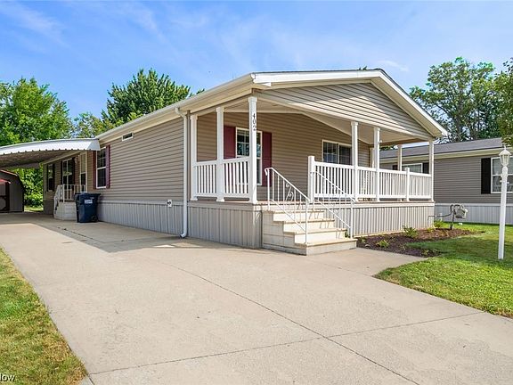 2nd image of 402 Pin Oak Cir