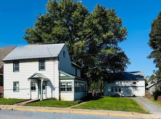 6 Queen Rd, Gordonville, PA 17529