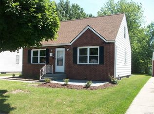 27 Furlong Rd, Cheektowaga, NY 14215