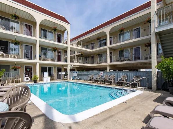 3010 Ocean Ave Unit 203, Wildwood, NJ 08260