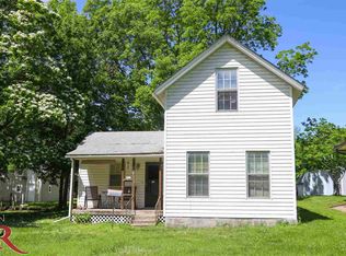 307 Vine St, Wamego, KS 66547