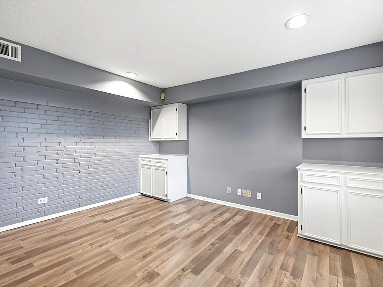 6009 Leafwood Cir — Photo 27