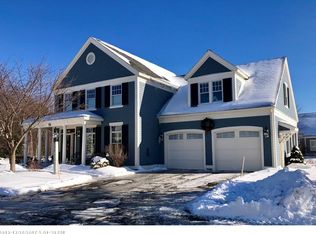 25 Marigold Ln, Falmouth, ME 04105