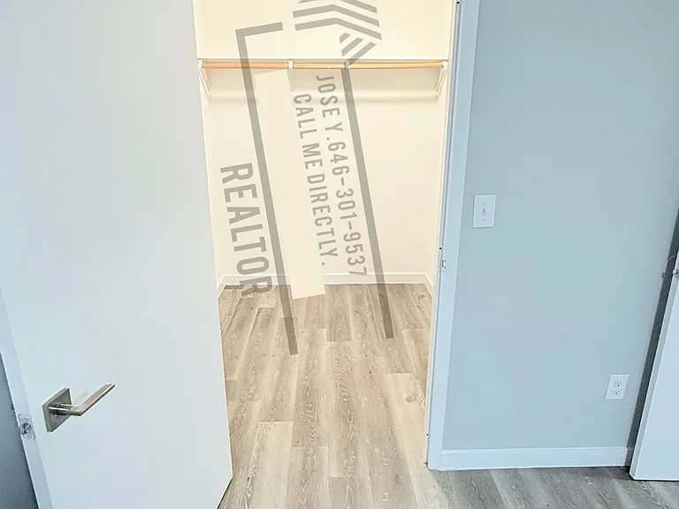 203 12th Ave #200-05 — Photo 10