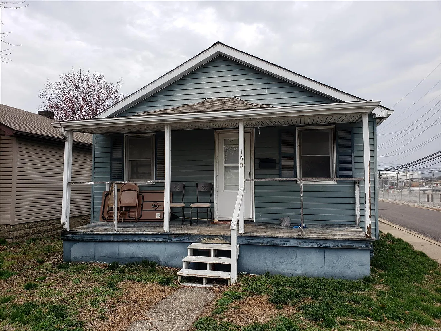 150 E 5th St photo 1